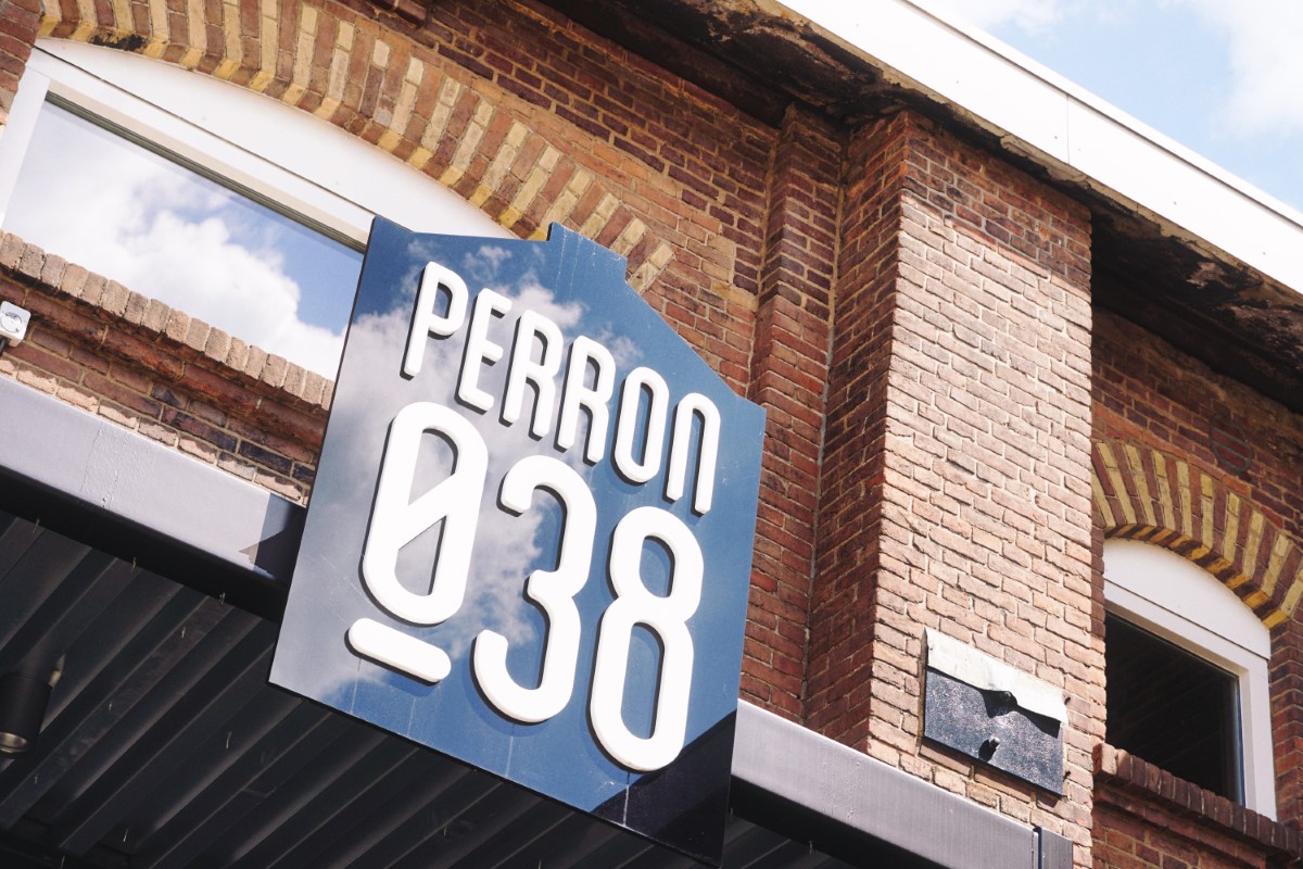 Perron 038